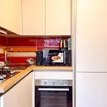 Apartamento Cozy 2br For 6 Guests Near Metro, Piazza Vittorio