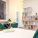 Apartamento Cozy 2br For 6 Guests Near Metro, Piazza Vittorio Roma