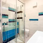 Apartamento Cozy 2br For 6 Guests Near Metro, Piazza Vittorio