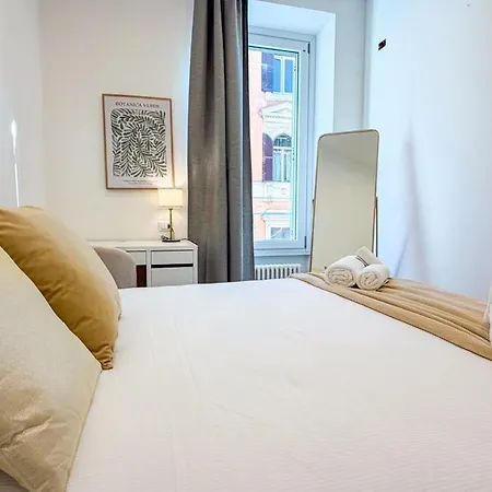 Cozy 2br For 6 Guests Near Metro, Piazza Vittorio Roma